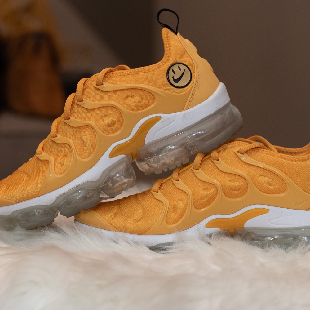 🐝 Air Vapormax Plus- Pollen/Yellow Strike-Women 🐝